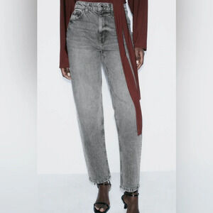 Zara Z1975 MOM FIT JEANS WITH A HIGH WAIST SIZE 2